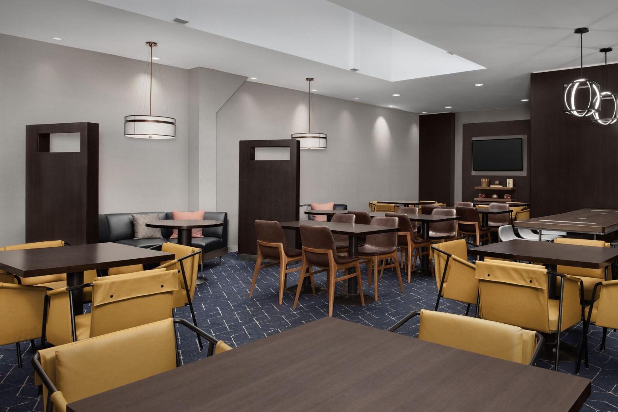 Courtyard By Marriott Syracuse Downtown At Armory Square Hotel Eksteriør billede
